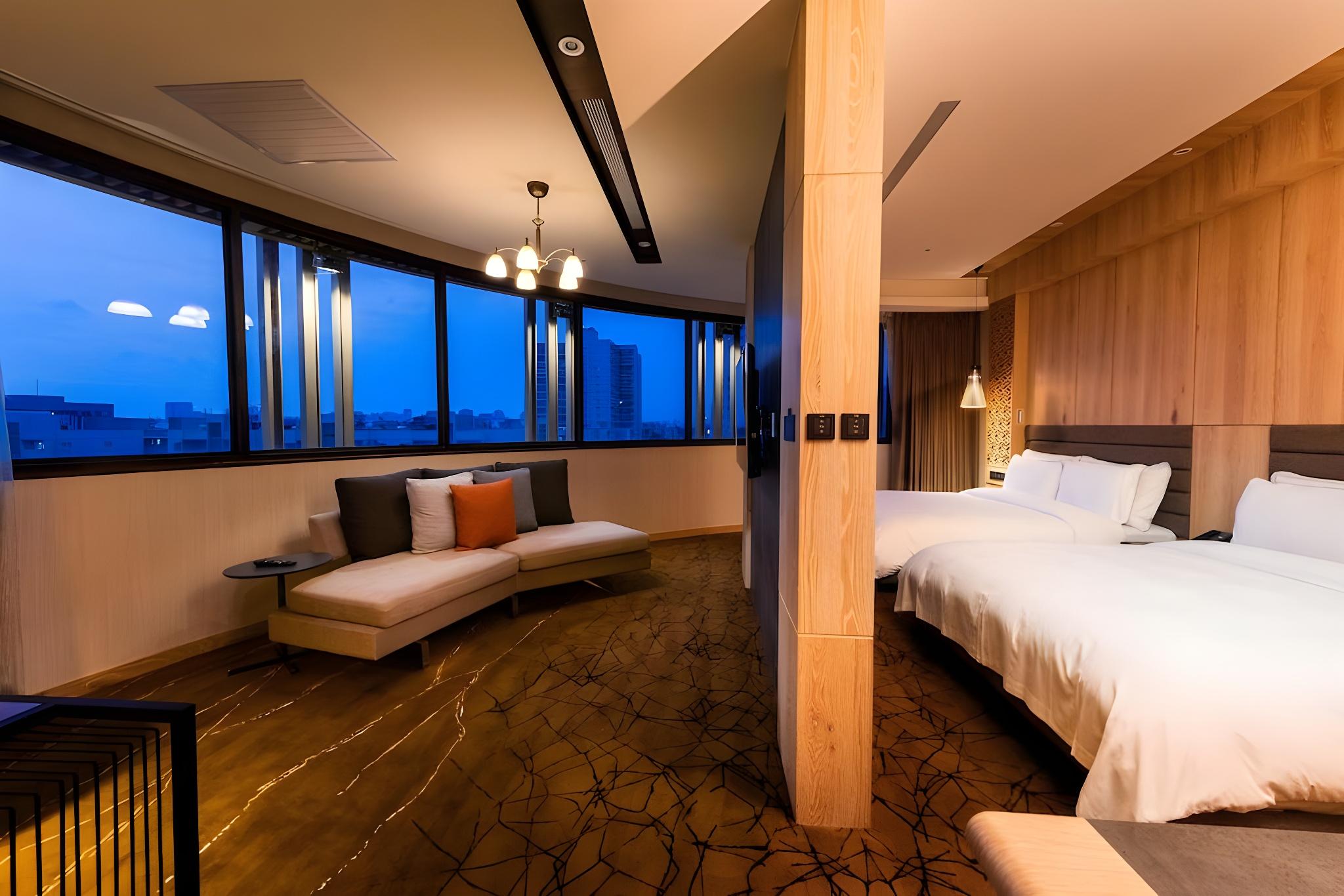 Luxury, Triple, 2 Double Beds
