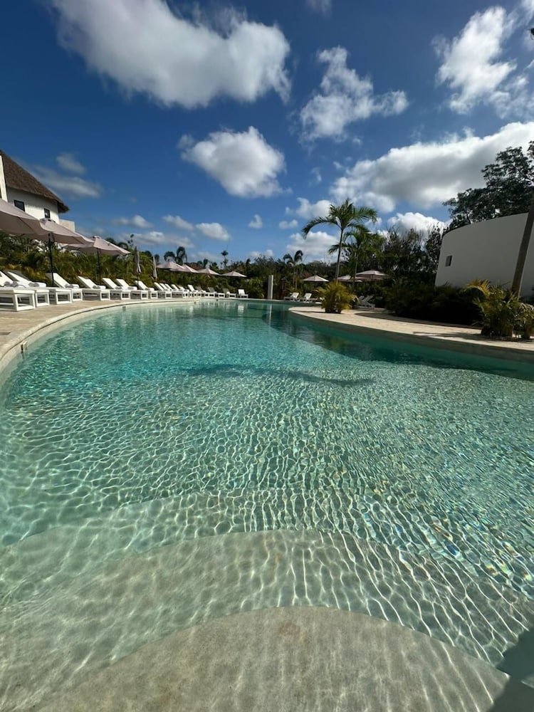 Hotel Mundo Maya Nuevo Uxmal 46/50