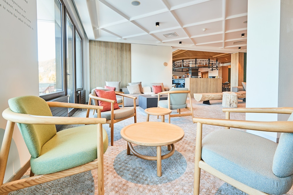 Victoria Hotel & Residence 27/50