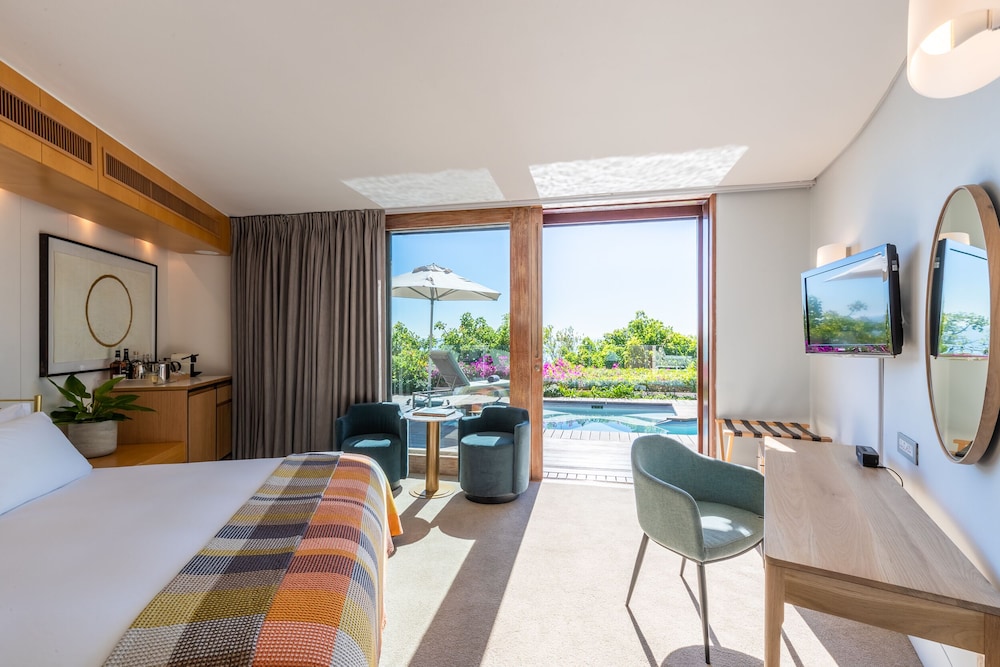 Ellerman House 28/69