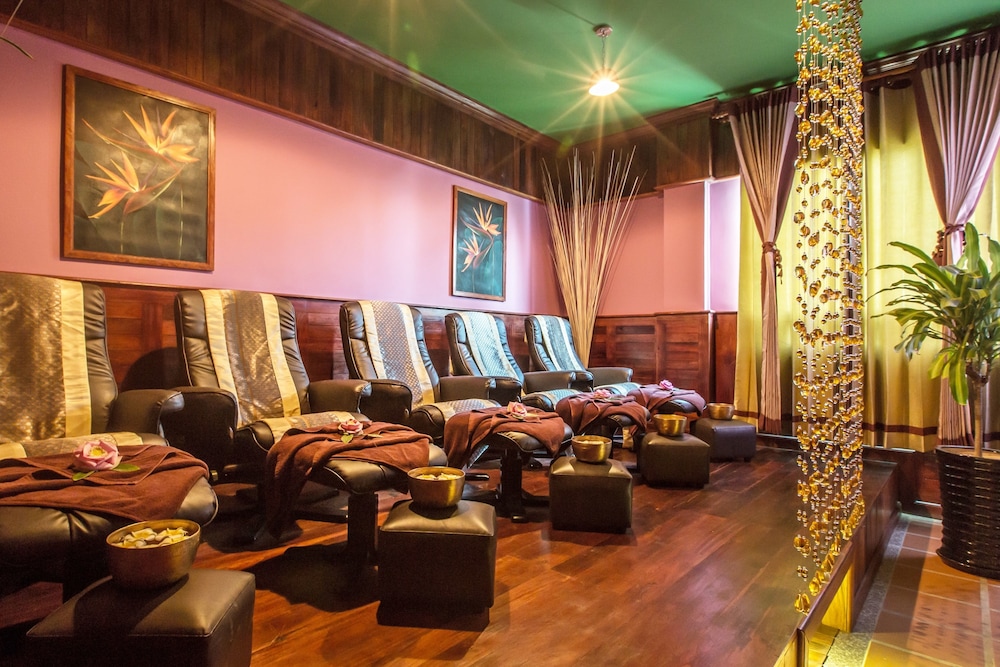 Empress Residence Resort And Spa 52/73