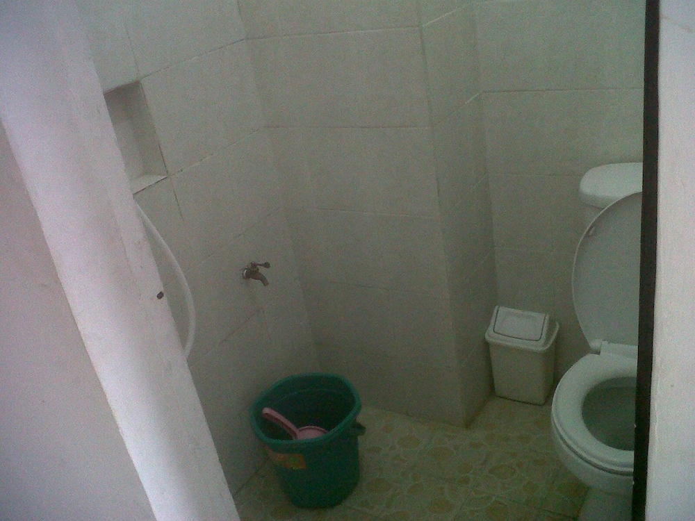 Hotel Nirwana Batu 22/23
