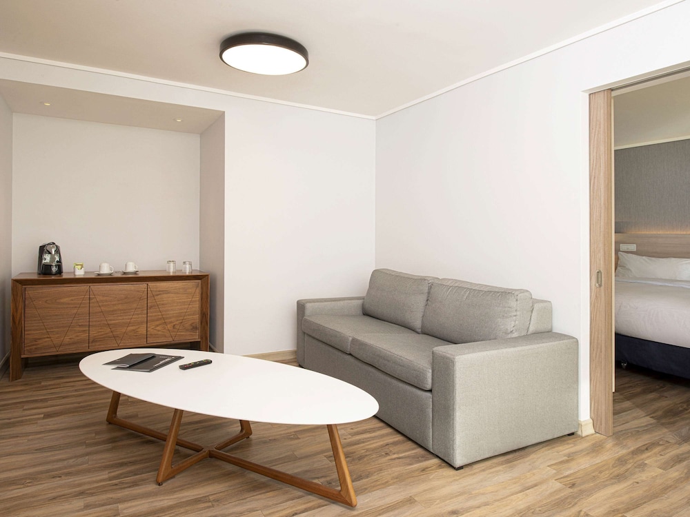 Pullman Vina del Mar San Martin 30/49