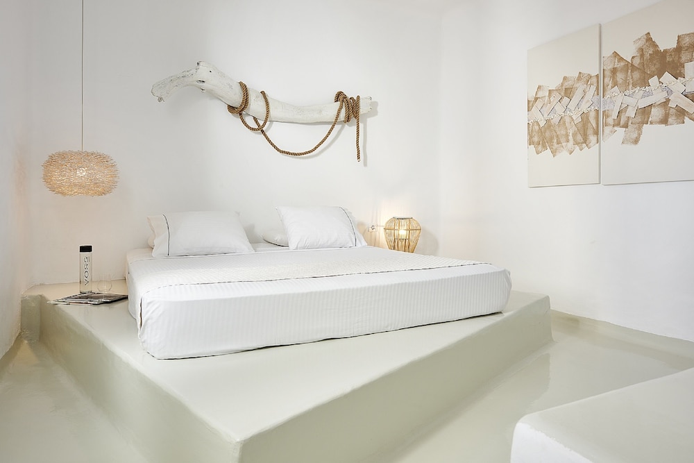 Artemis Seaside Resort 26/82