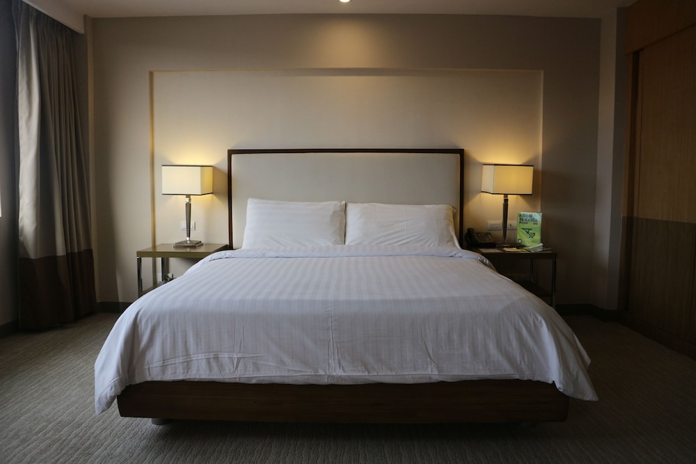 Garden Orchid Hotel 10/62