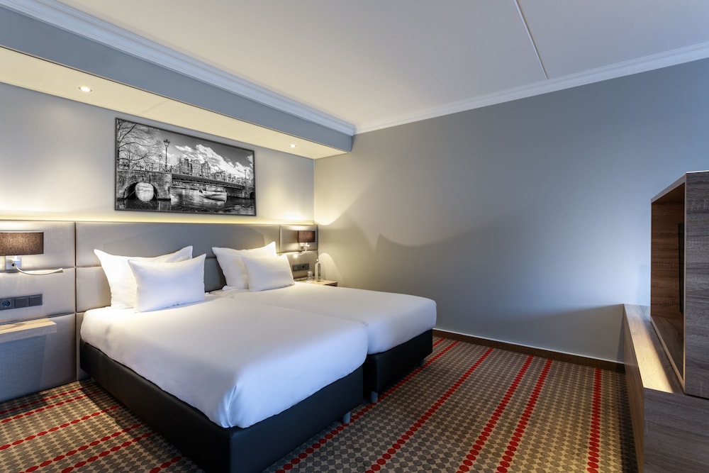 FAMILY SUITE, MULTIPLE BEDS