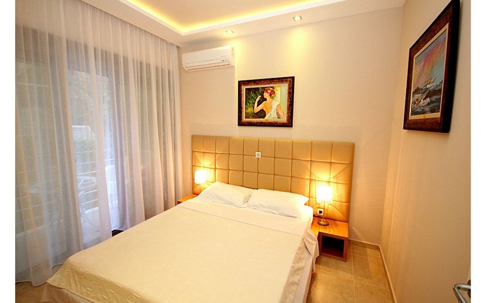 HOTEL BUTUA RESIDENCE 14/100