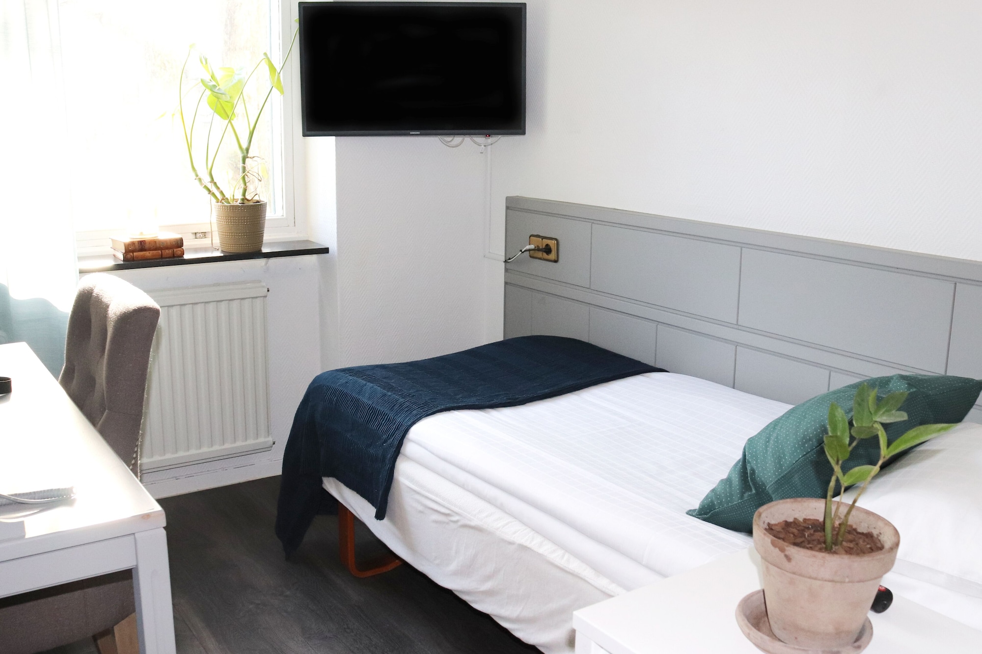 Classic, Single, Single Bed