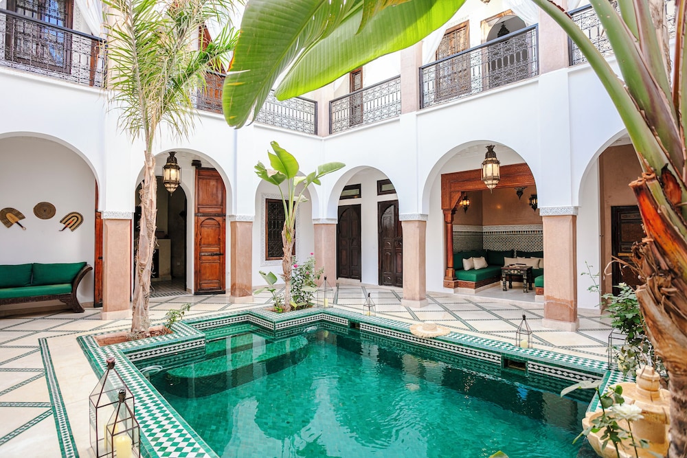 Riad El Noujoum 46/50