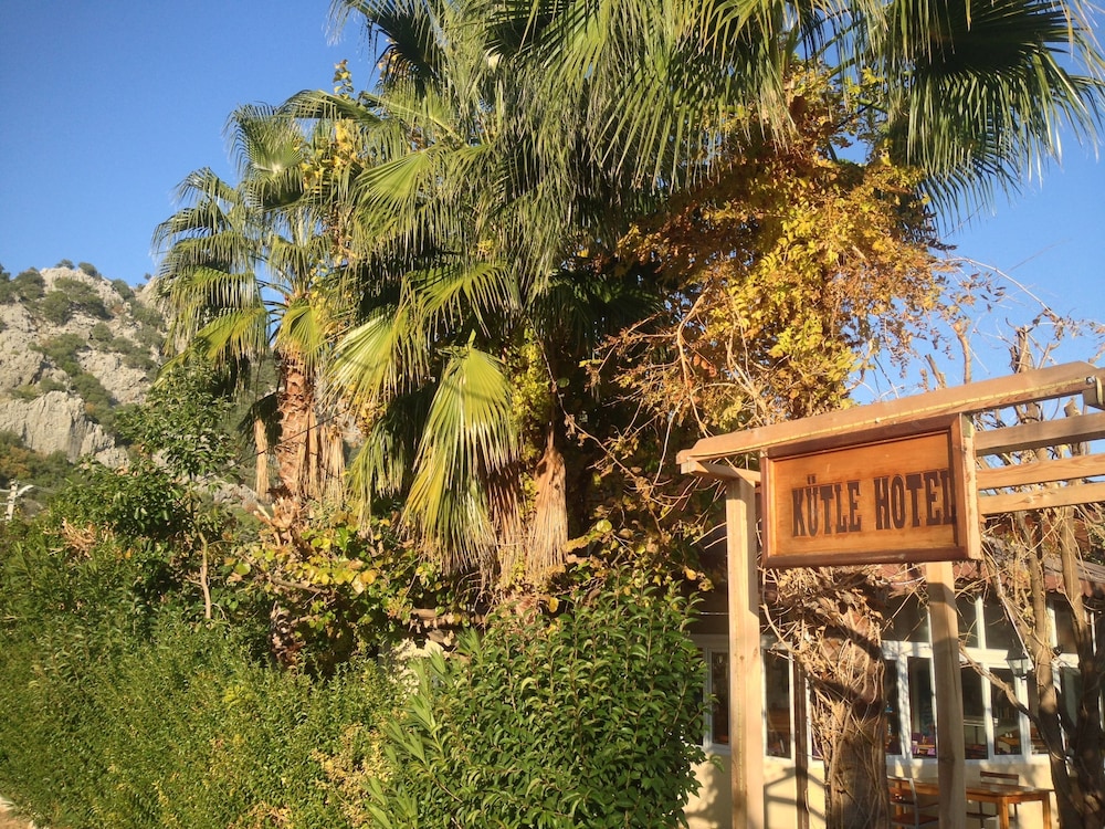 Kutle Hotel 20/40