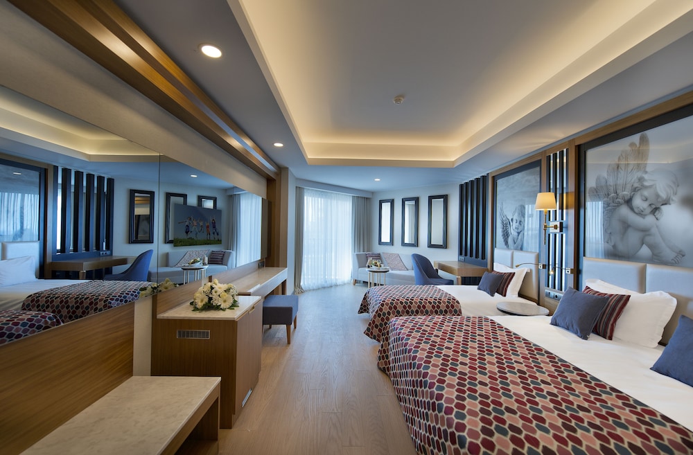 Adalya Elite Lara Hotel 46/72