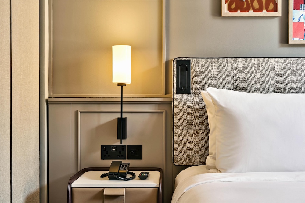 Radisson Blu Hotel London Bond Street 31/71