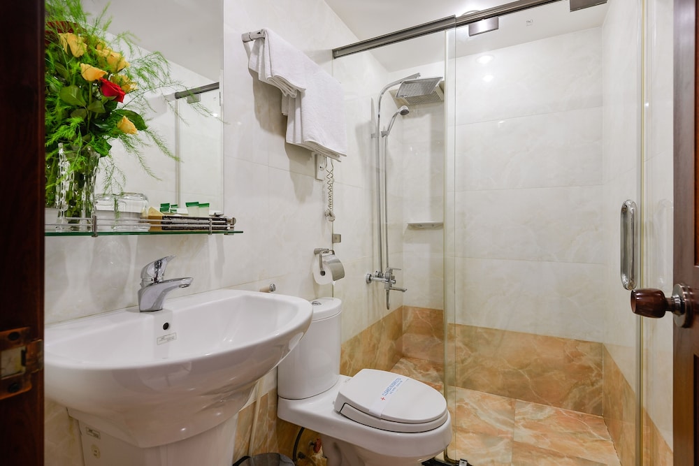Lucky Star Hotel Nguyen Trai 30/55