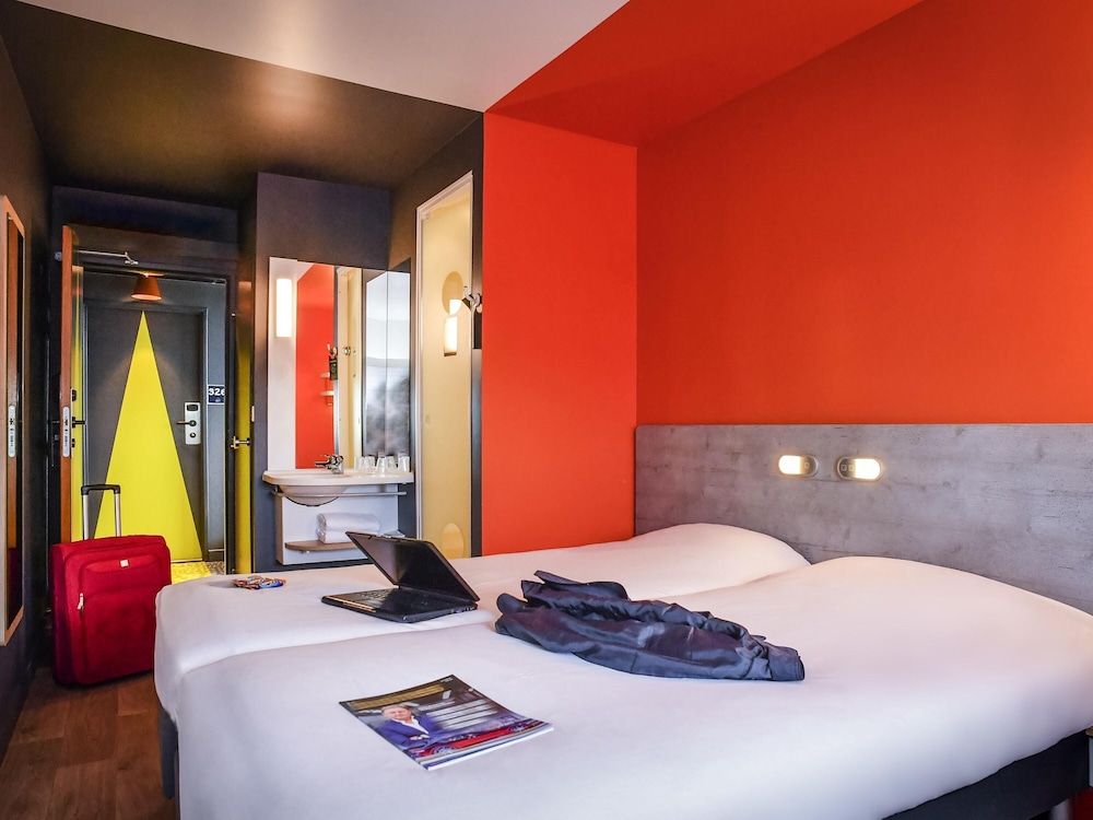 IBIS BUDGET COUTANCES 26/65