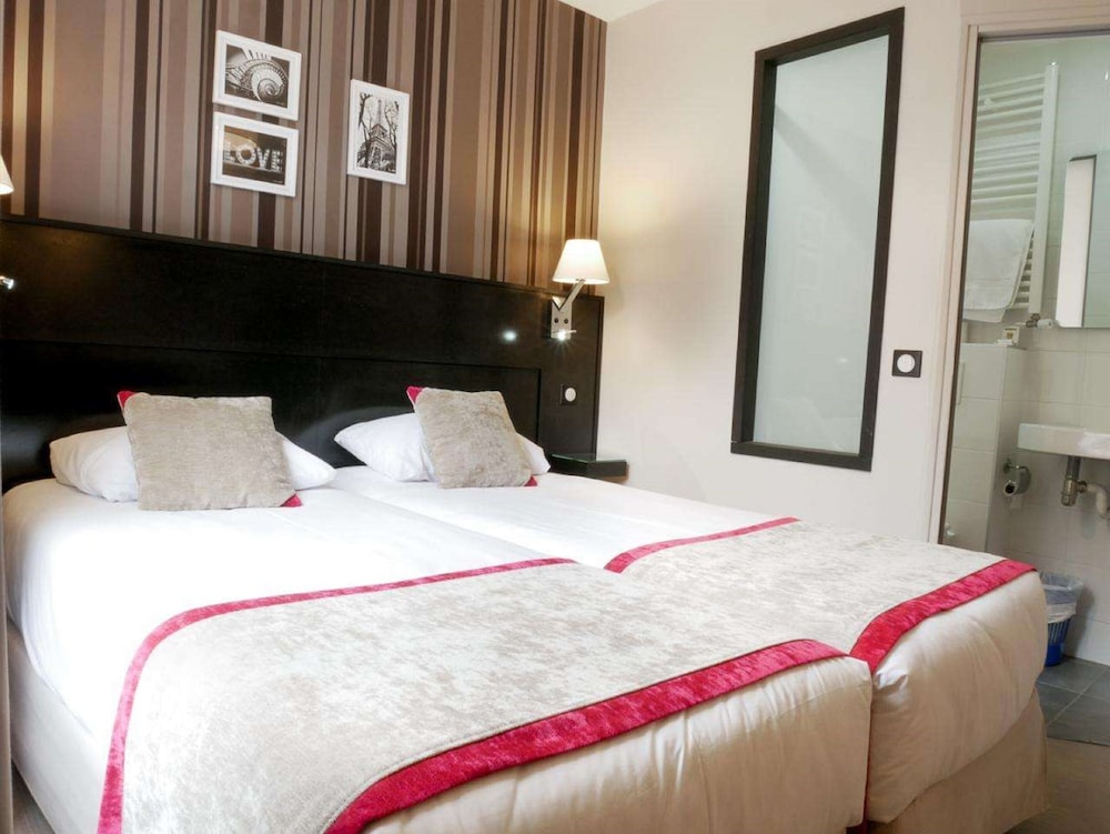 HOTEL BONSEJOUR MONTMARTRE 32/59