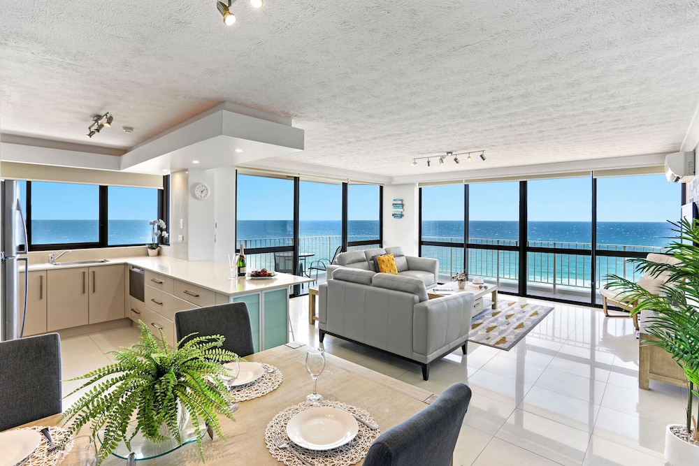 Breakers North Absolute Beach 65/79
