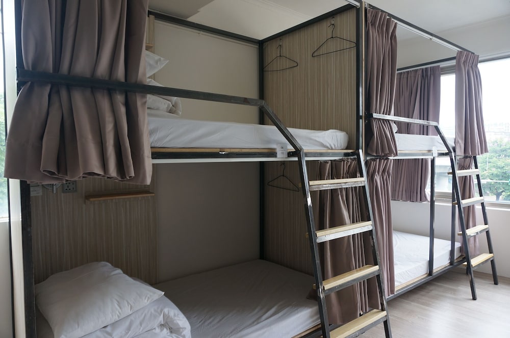 Five Elements Hostel Taipei 8/26