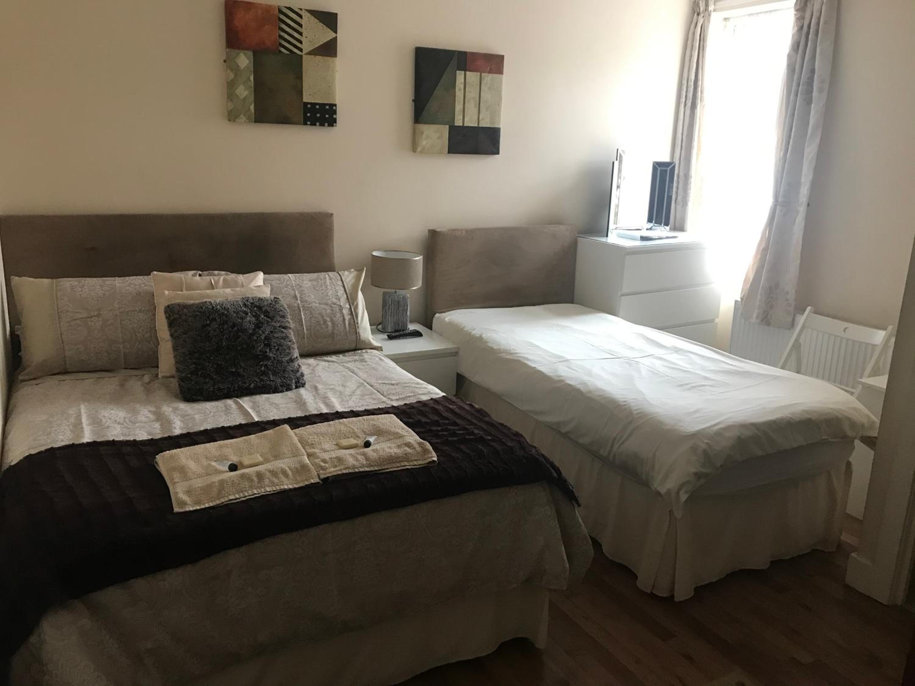 Abbey Lodge - Guest House 18/24