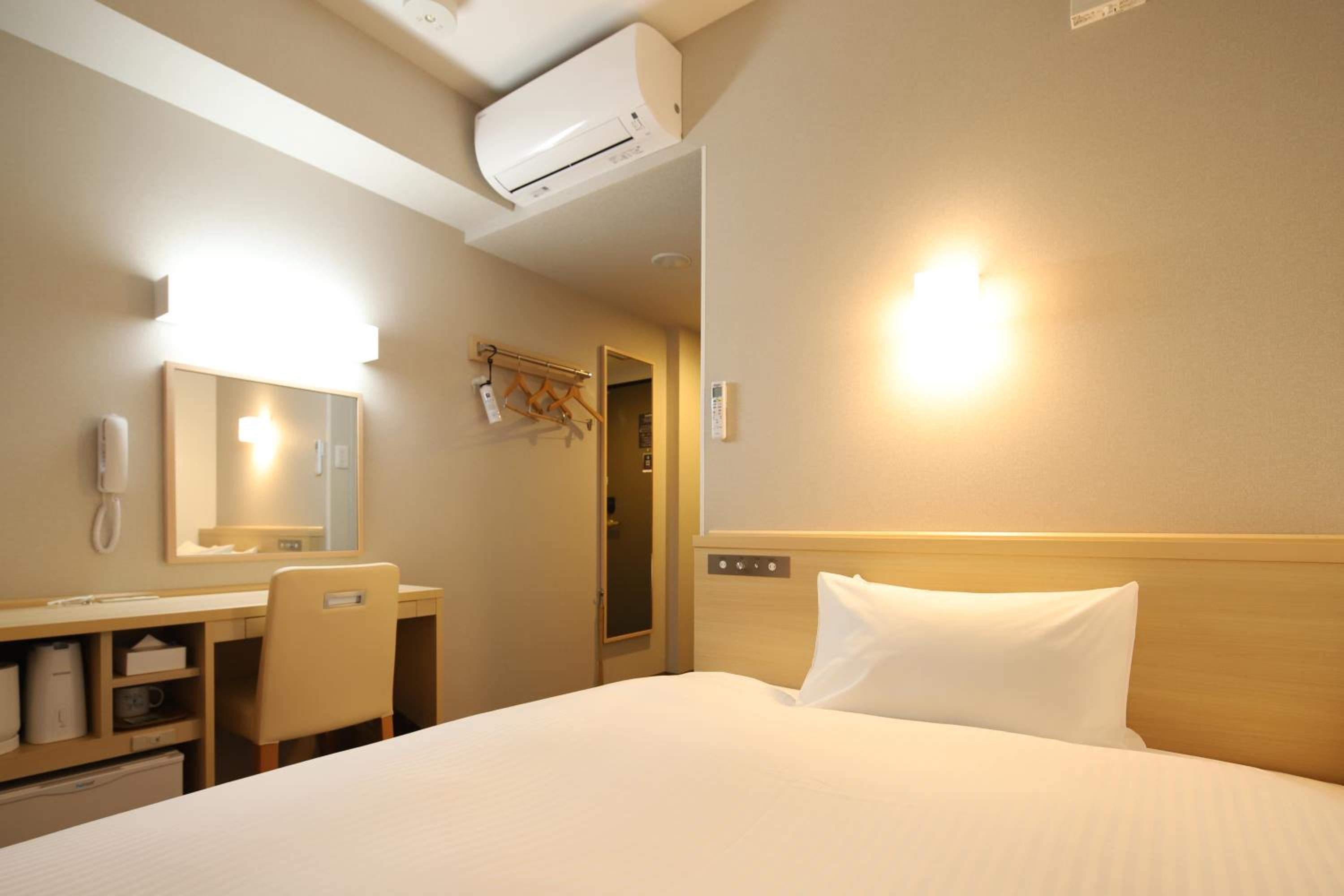 Room, Double Bed