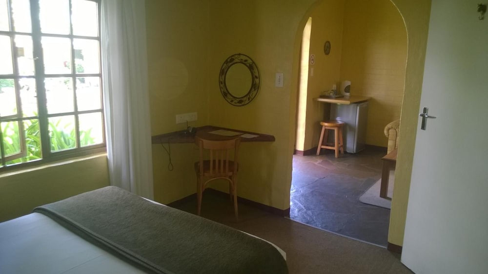 Ascot Inn 17/63