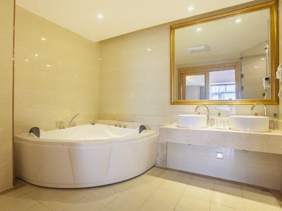 Vienna International Hotel (Pingdingshan Yingcheng) 50/50
