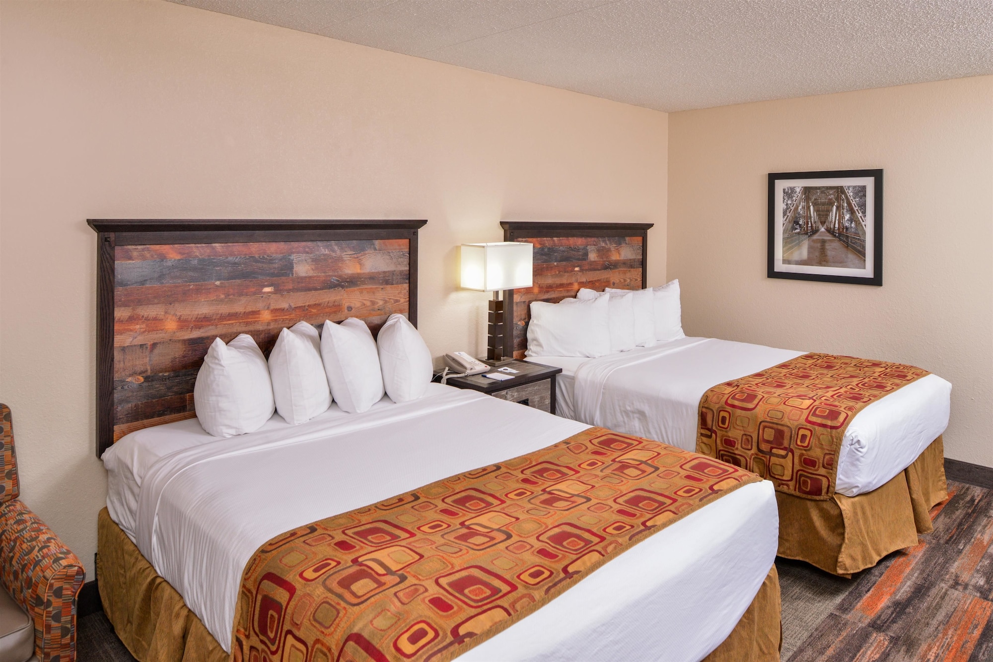 غرفة قياسية بسريرين كوين، Best Western Kelly Inn 3/6