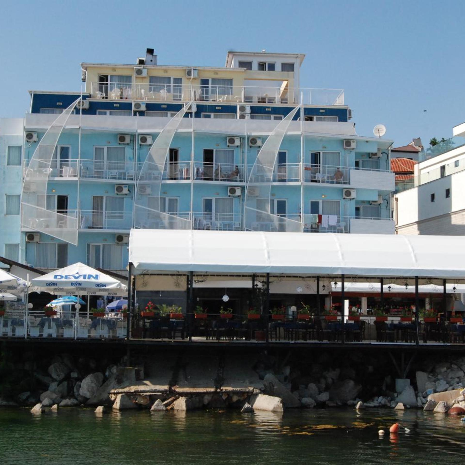 LOTOS HOTEL 7/61