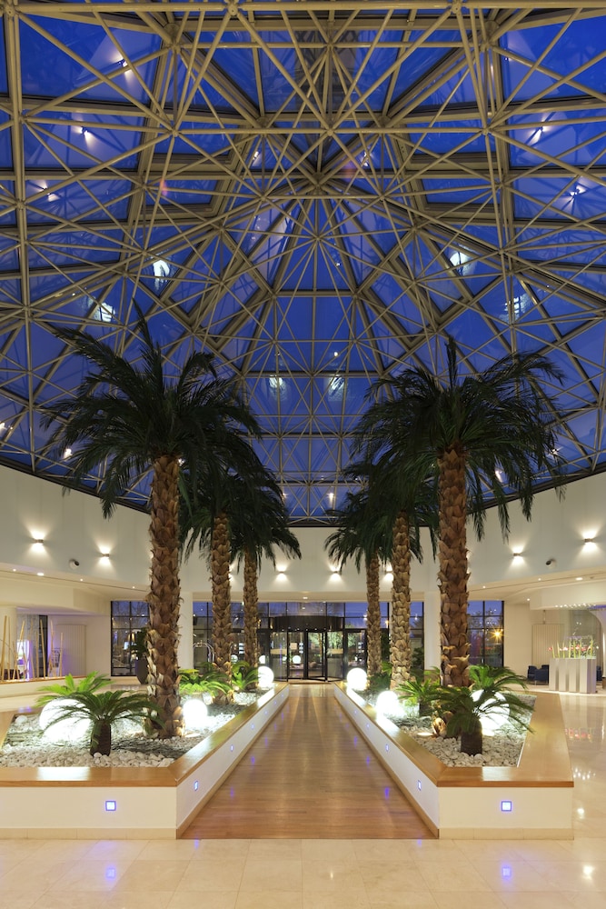 Novotel Paris Roissy CDG Convention 69/71