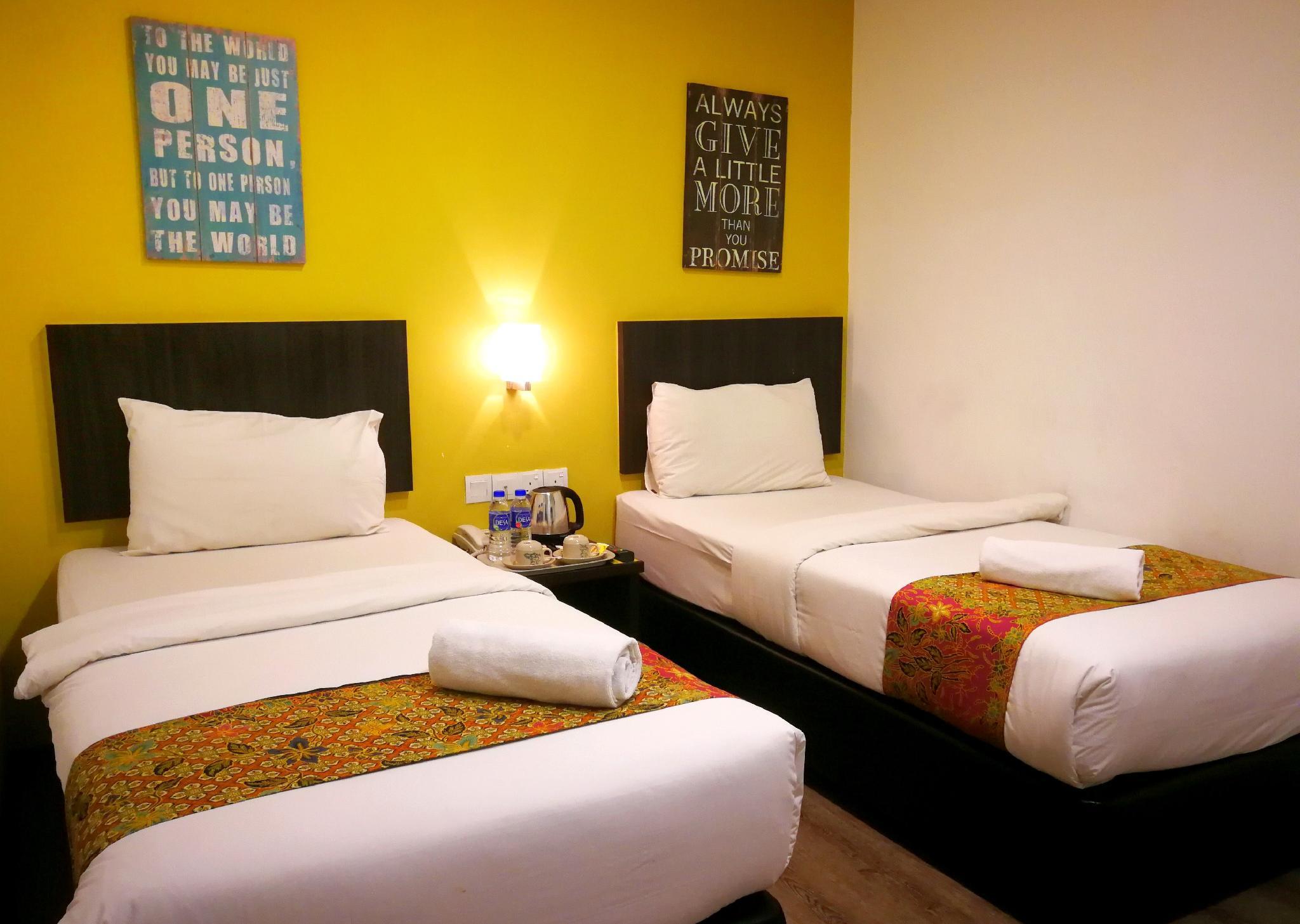 Superior, Twin Beds, No Window
