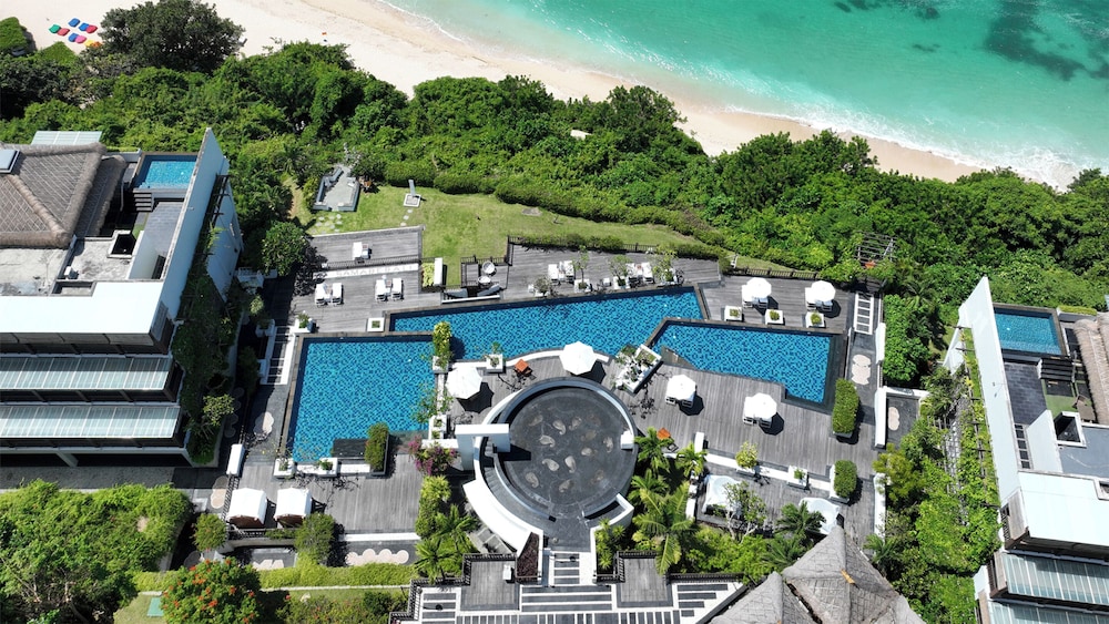 Samabe Bali Suites Villas in Nusa Dua