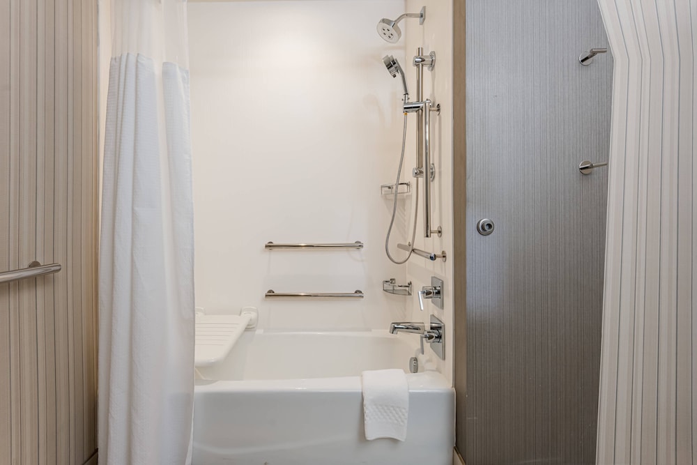 Courtyard by Marriott Asheville Biltmore Village 12/57