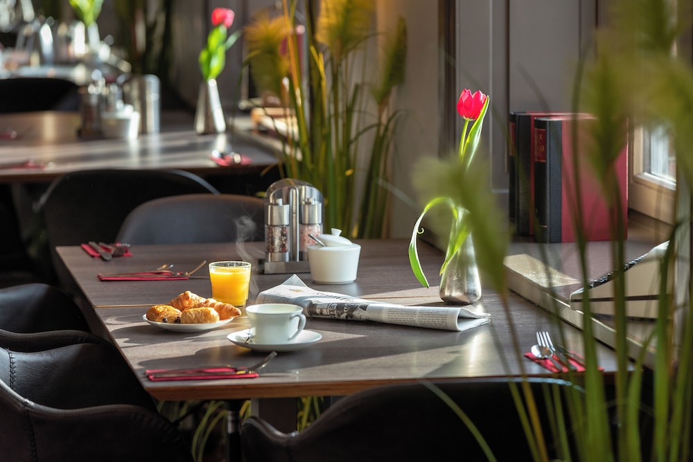Hotel Volksschule 56/66