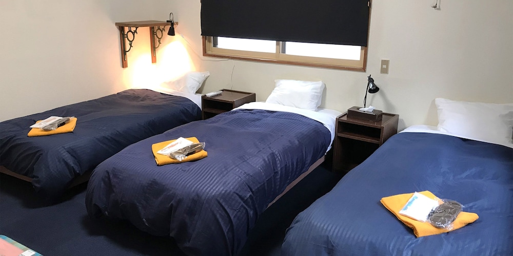 Alp Lodge 8/50