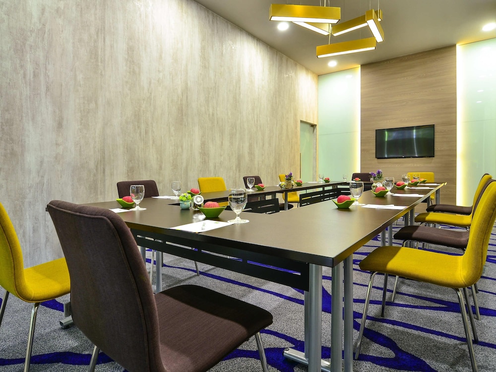 Ibis Styles Kuala Lumpur Sri Damansara 64/69