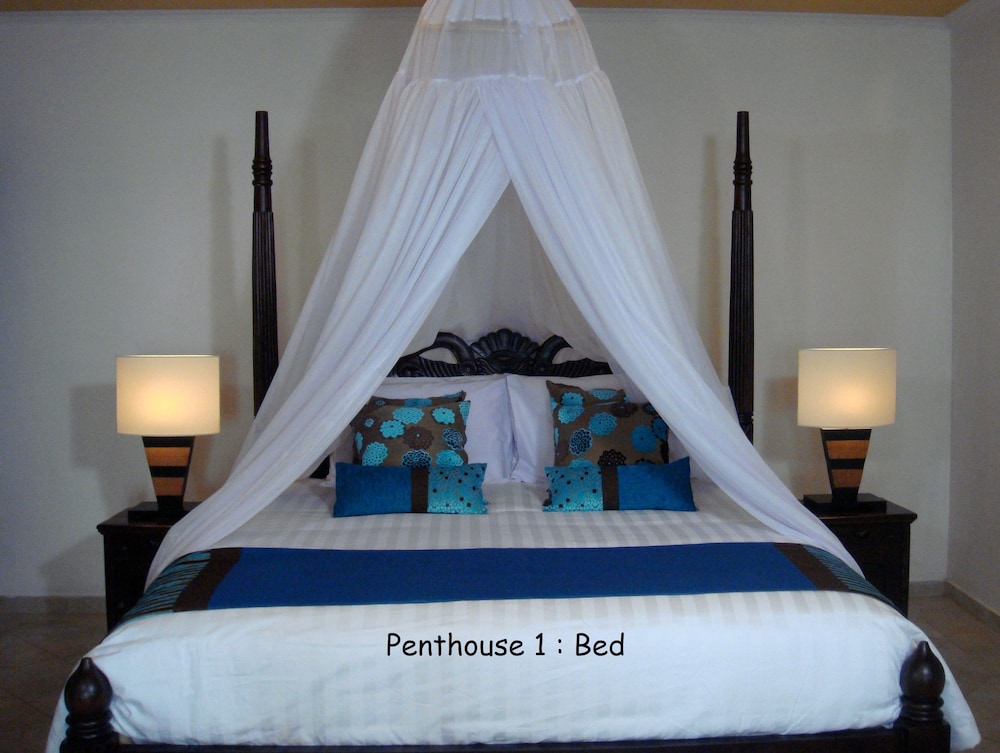 Dolphin Beach Bali 20/63