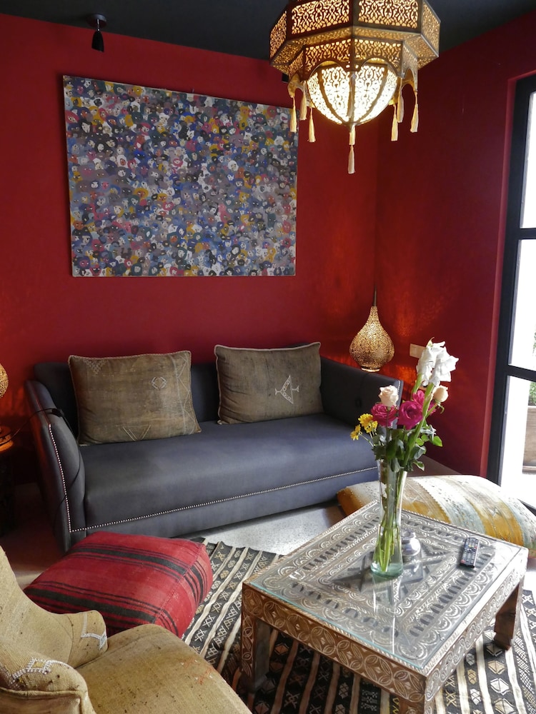 Riad Zebrakaro 20/29