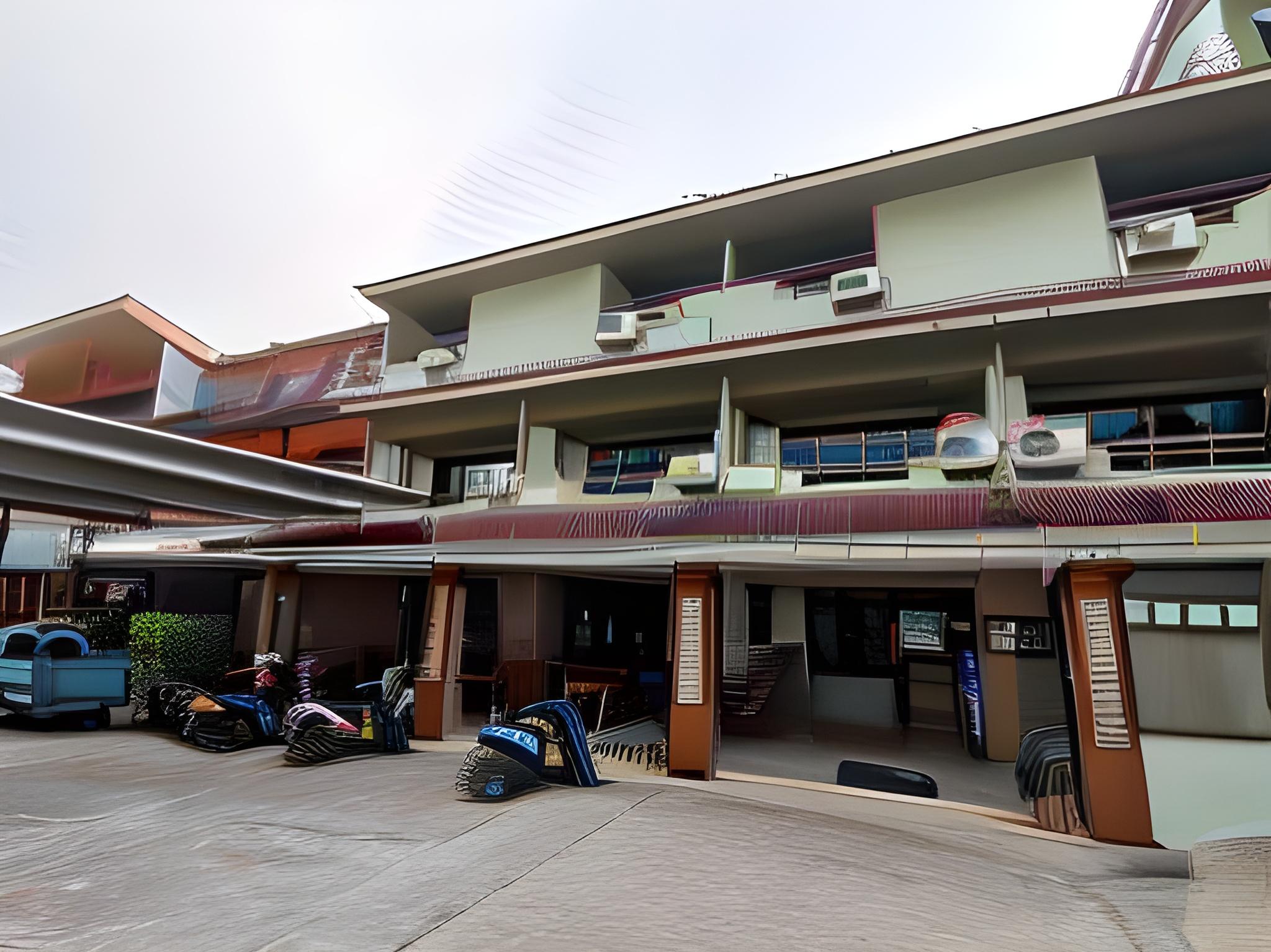 P K Mansion 7/59