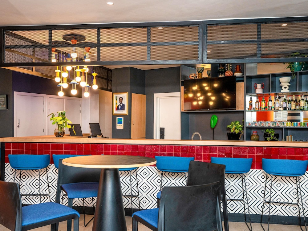 Ibis Styles Dakar 40/67