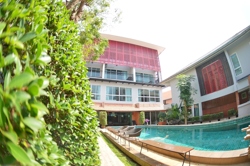 Tamnak Resort 42/50