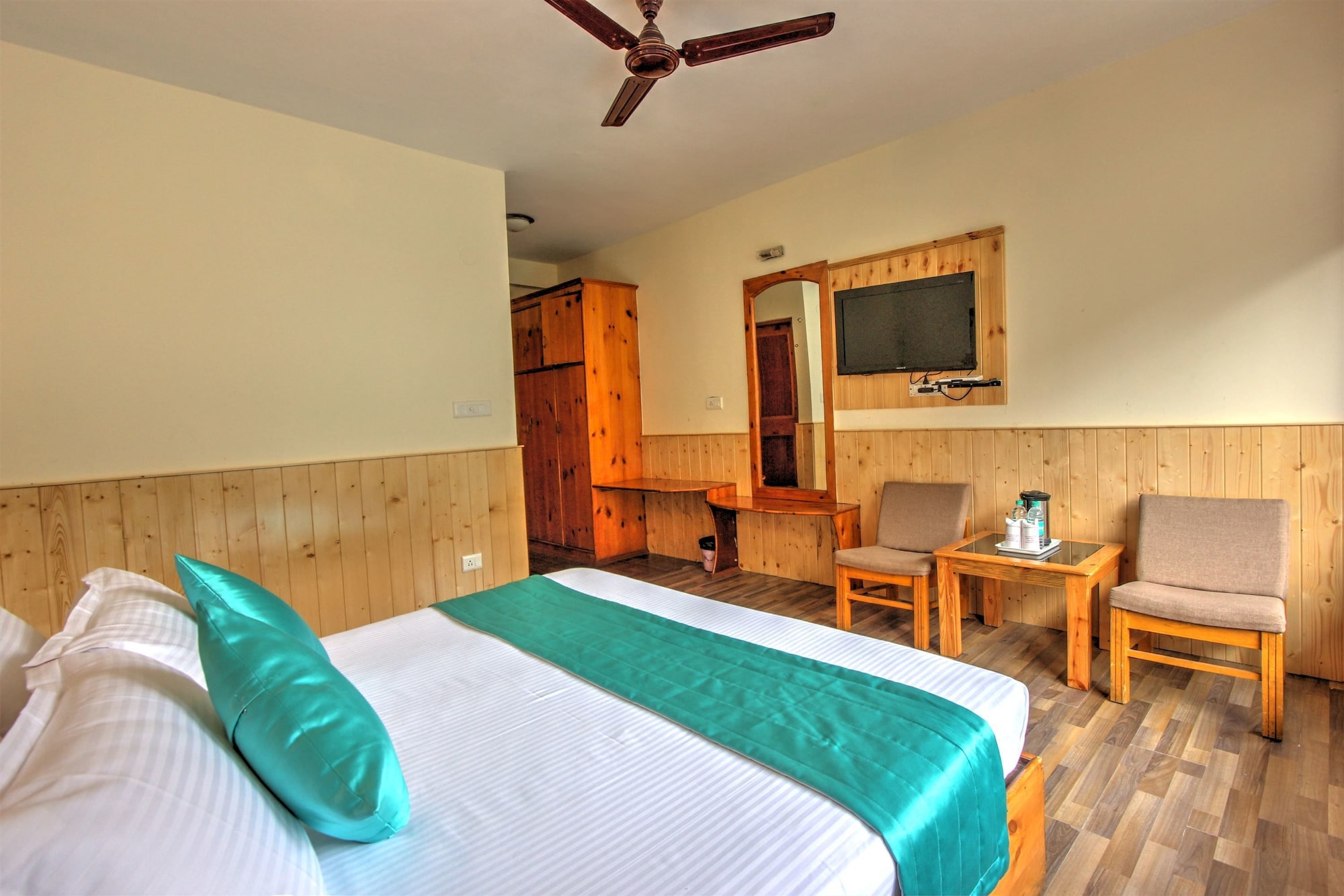 1 BEDROOM, DELUXE, DOUBLE BED, CITY VIEW, BALCONY
