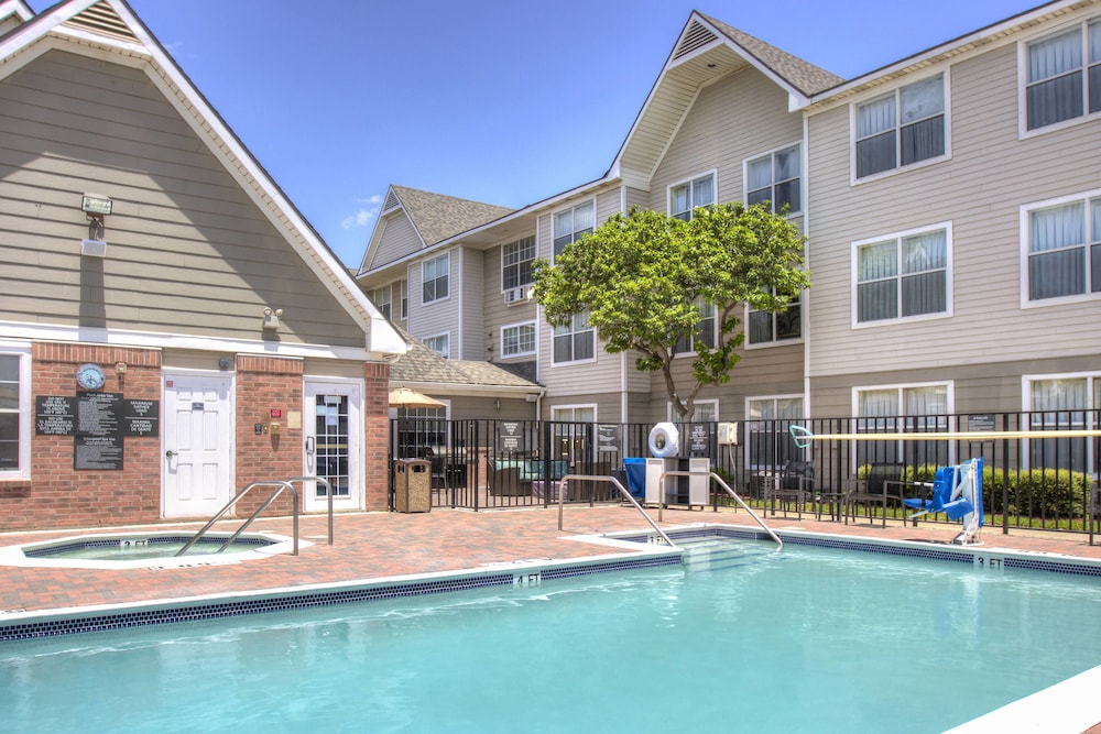 Residence Inn Marriott 3/47