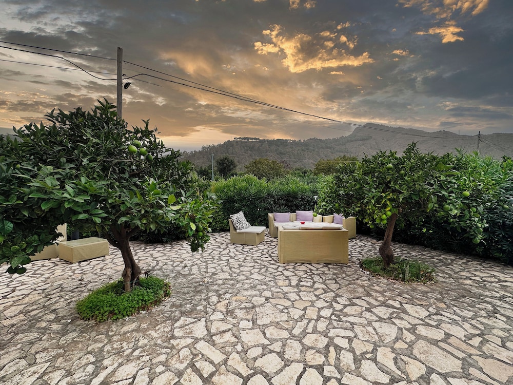 CASALE ROMANO RESORT 40/50