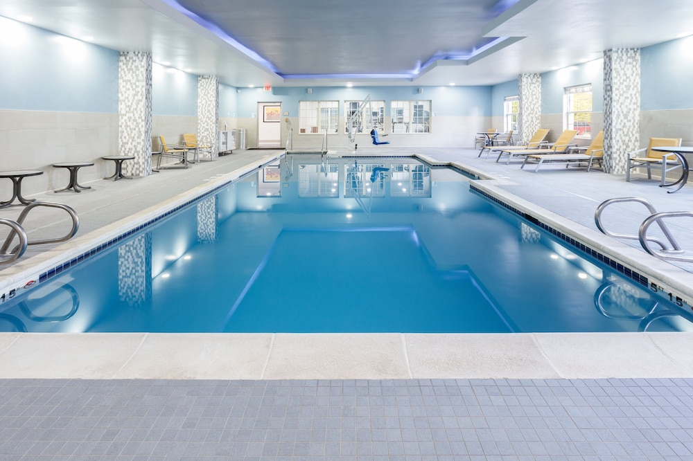 swimming pool spa