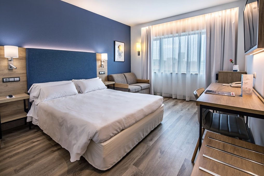 Hotel Puerta de Bilbao 14/50