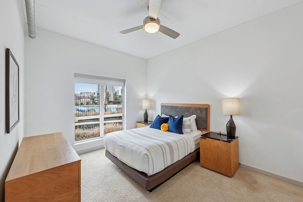 2 BEDROOMS, SUITE
