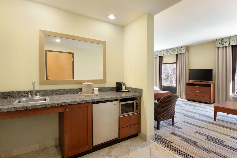 Hampton Inn & Suites Birmingham East Irondale 8/37