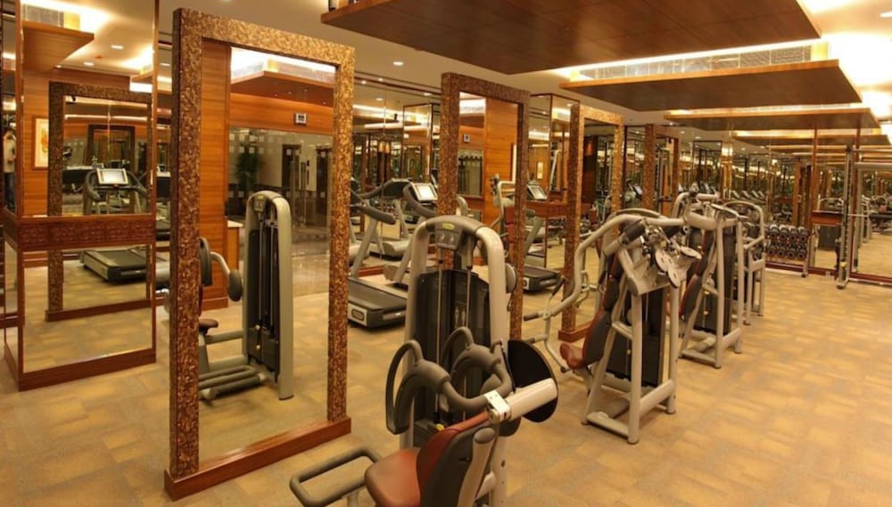 THE LALIT MUMBAI 39/67