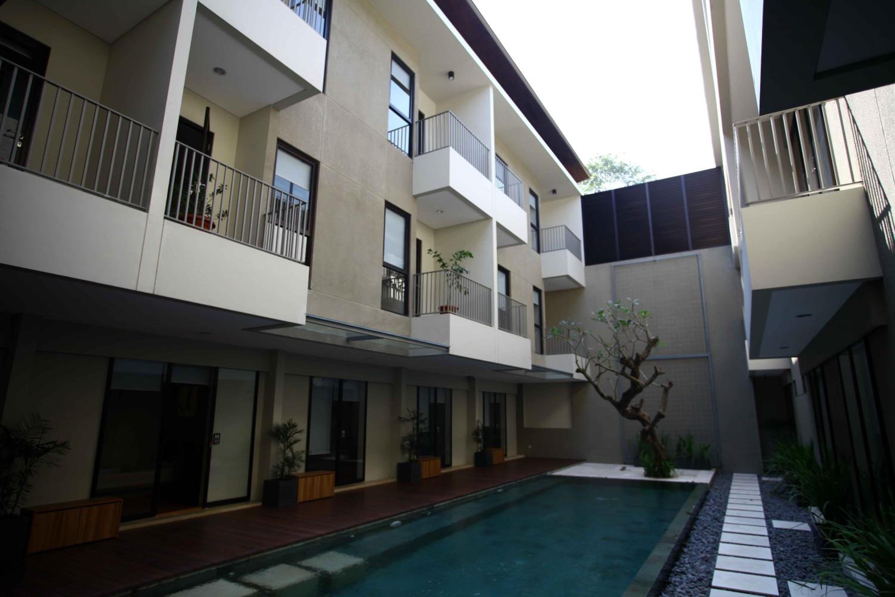 M Pavilion Karawaci 19/24