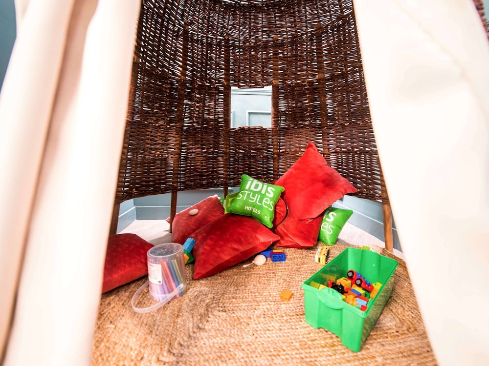 Ibis Styles Paris Nation Cours De Vincennes 64/68