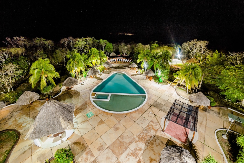 Uxmal Resort Maya 3/61